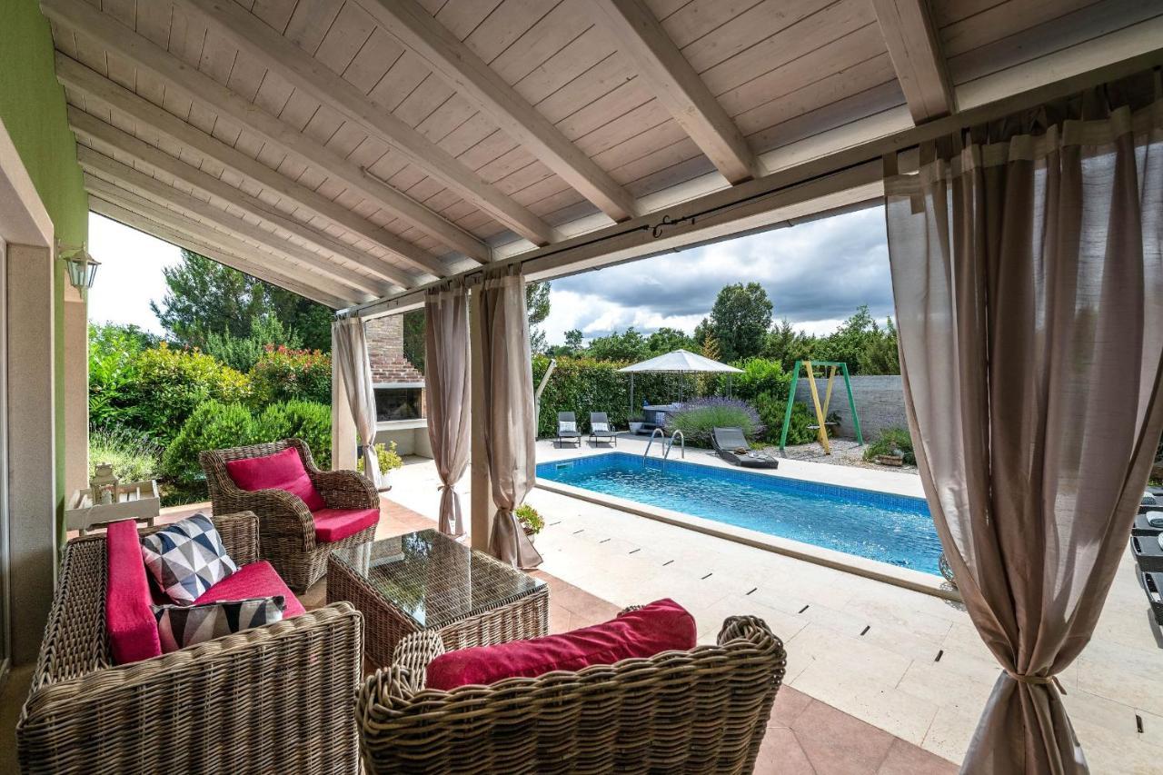 Villa Branca 6+2 Krnica Exteriör bild